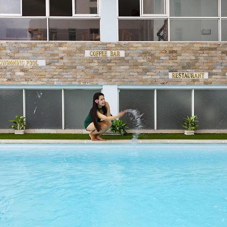 Wintersea Hotel Nha Trang Buitenkant foto