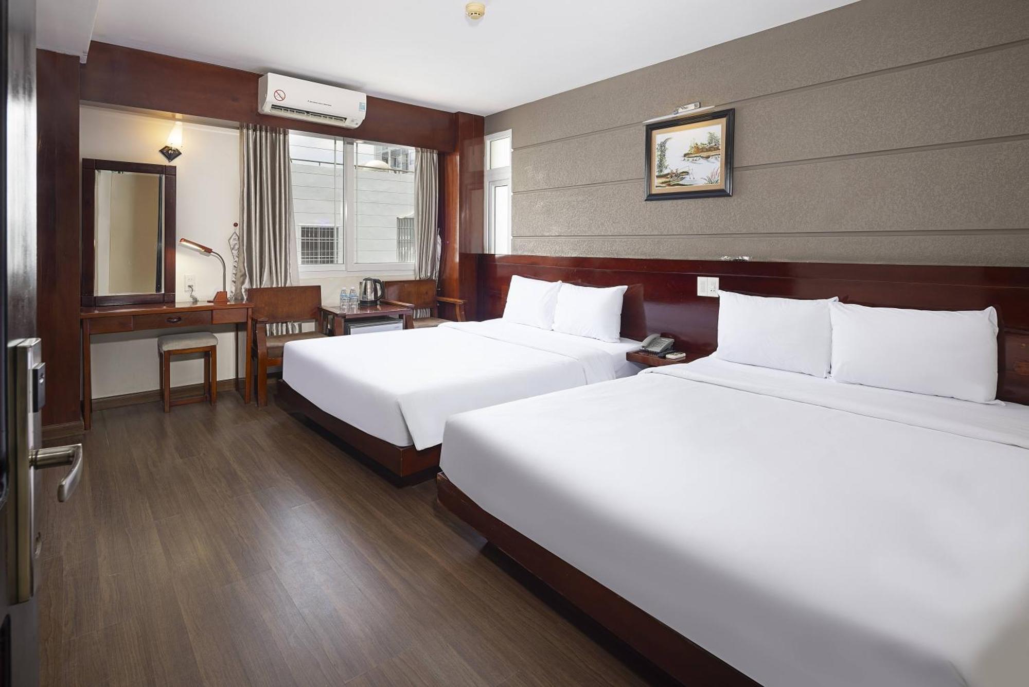 Wintersea Hotel Nha Trang Buitenkant foto