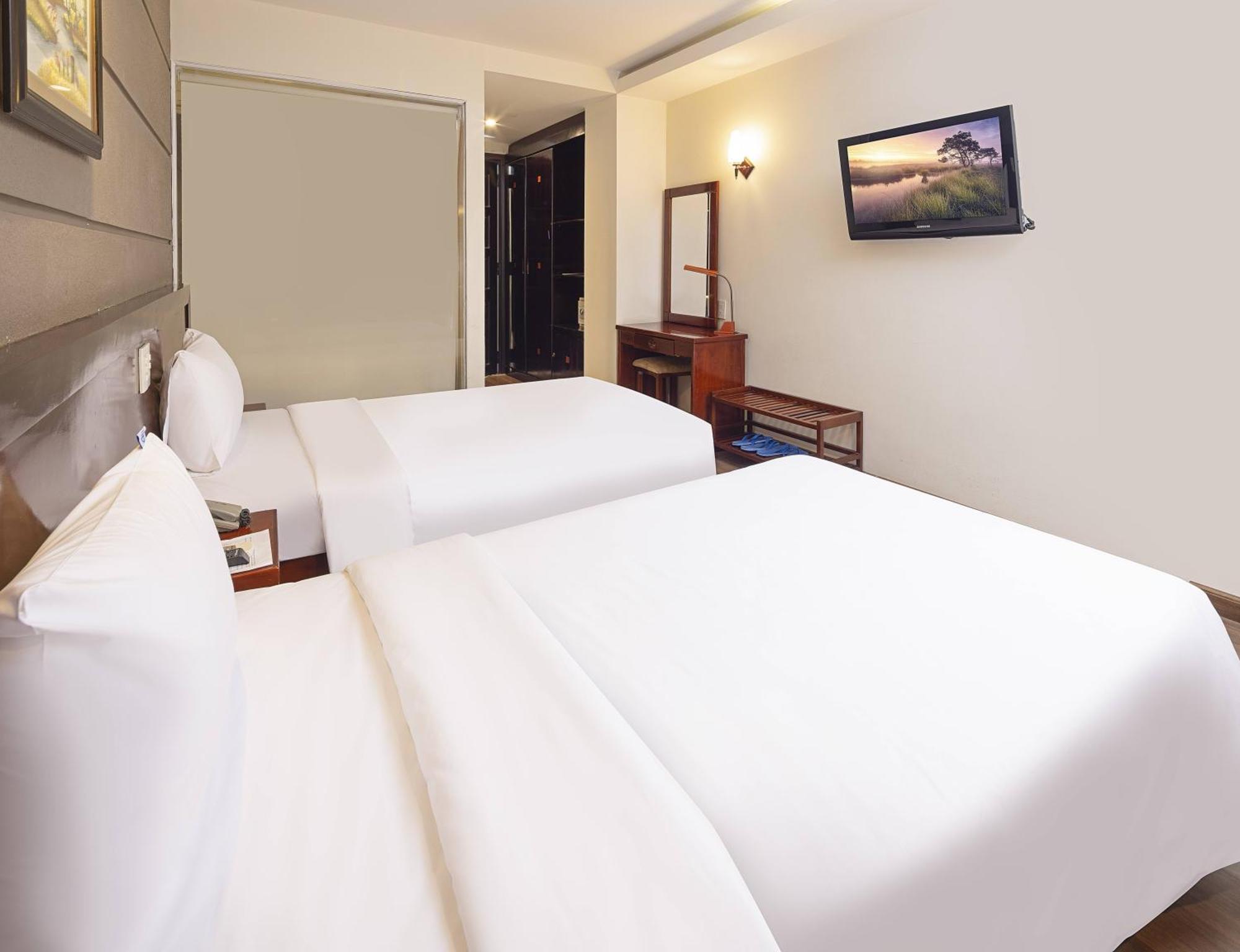 Wintersea Hotel Nha Trang Buitenkant foto