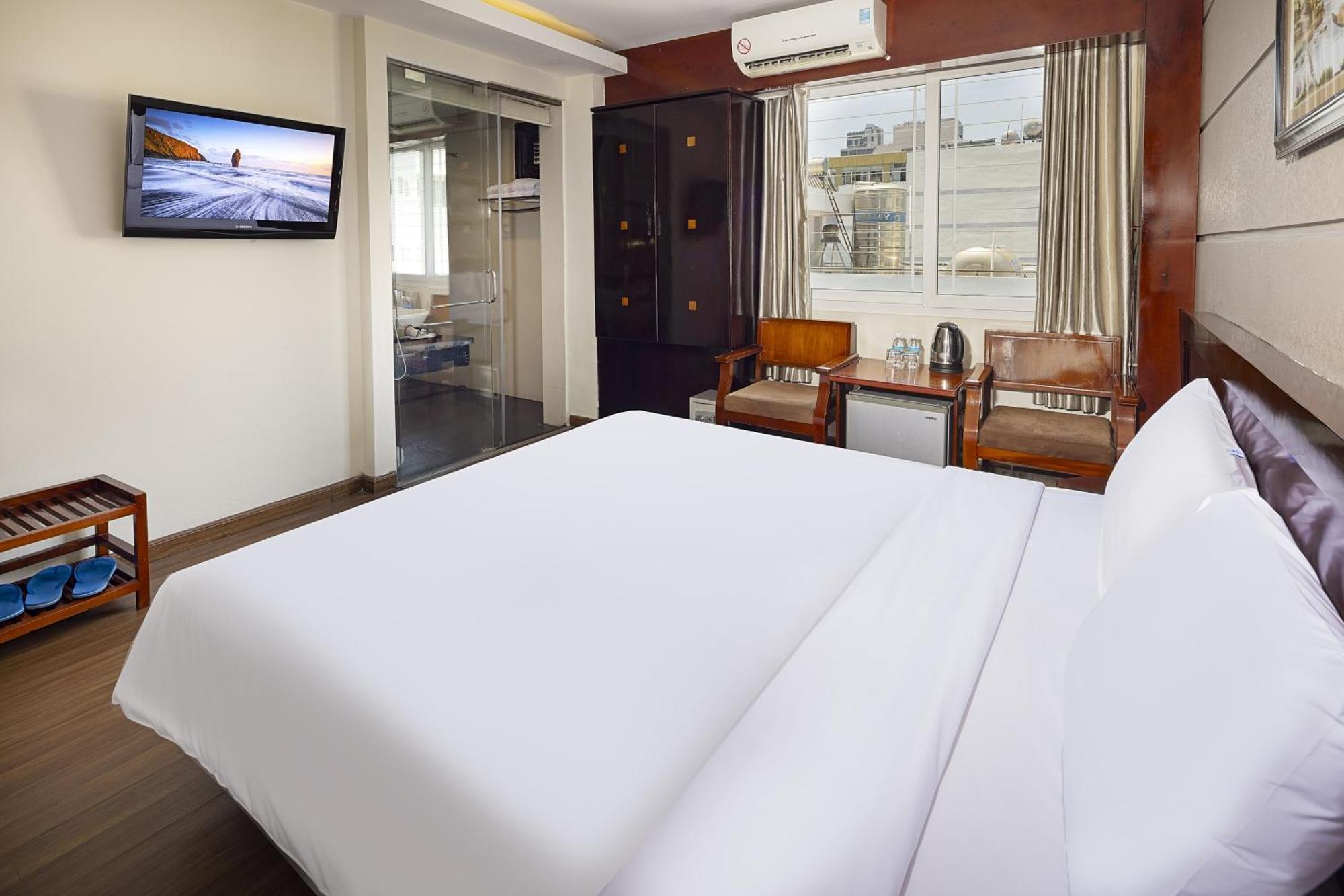 Wintersea Hotel Nha Trang Buitenkant foto