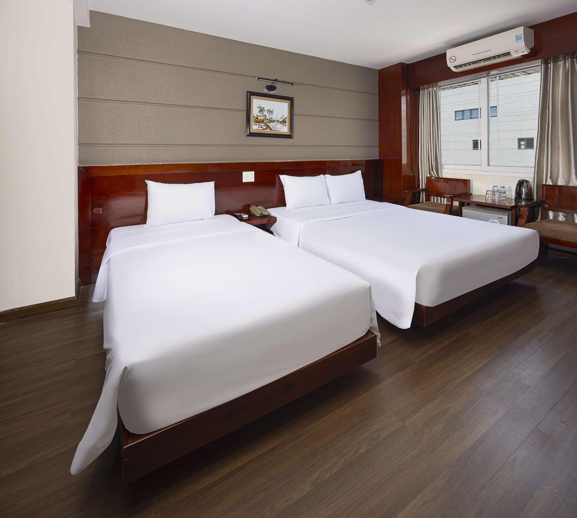 Wintersea Hotel Nha Trang Buitenkant foto